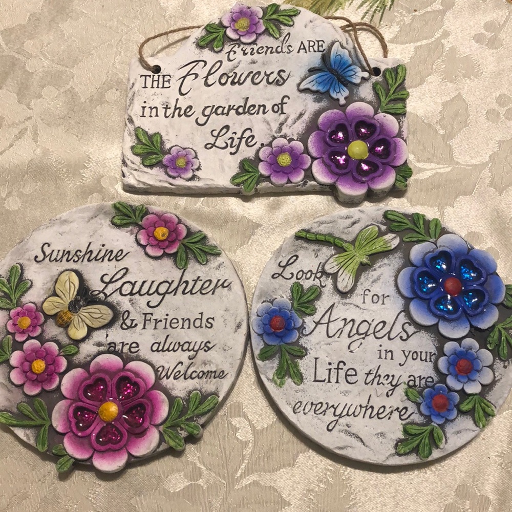 Bundle of 3 stone plaques